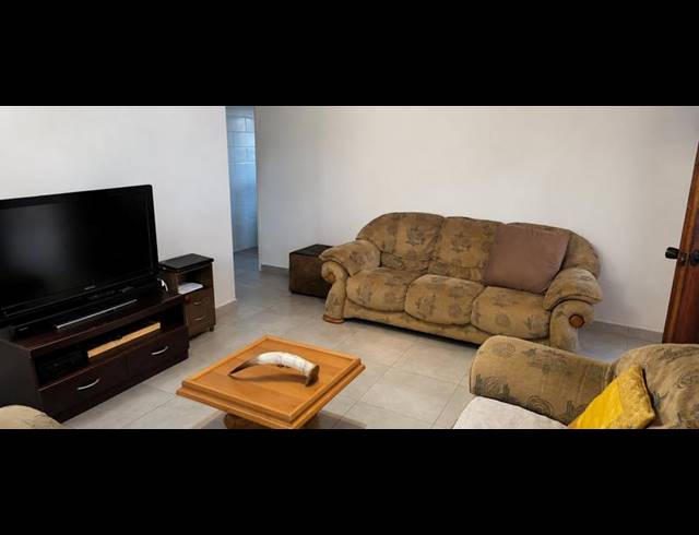 5 BEDROOM HOUSE FOR SALE IN SHALLCROSS